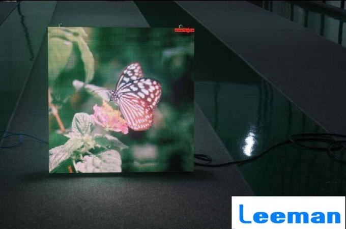 Werbung- im Freienanschlagtafel RGB 1R1G1B SMD farbenreich mit 6mm Pixel-Neigung